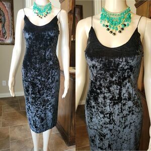 Popular Basics spaghetti strap Velvet midi Dress.